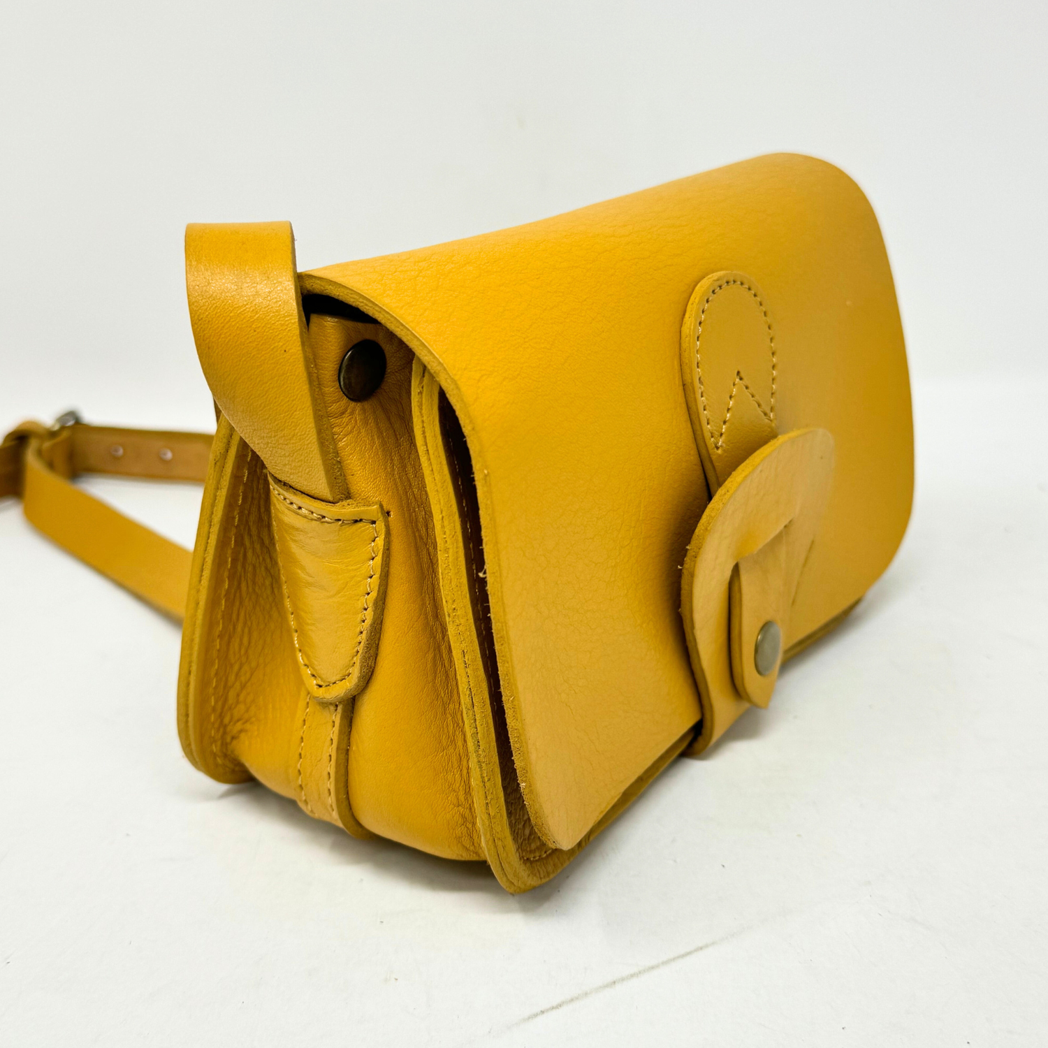 Noah Leather Wallet Crossbody Bag Yellow