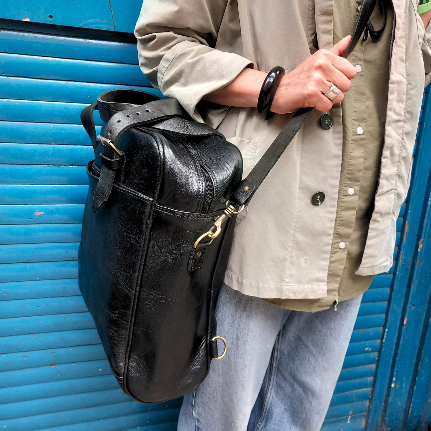 Black Nomad 3 in 1 leather bag