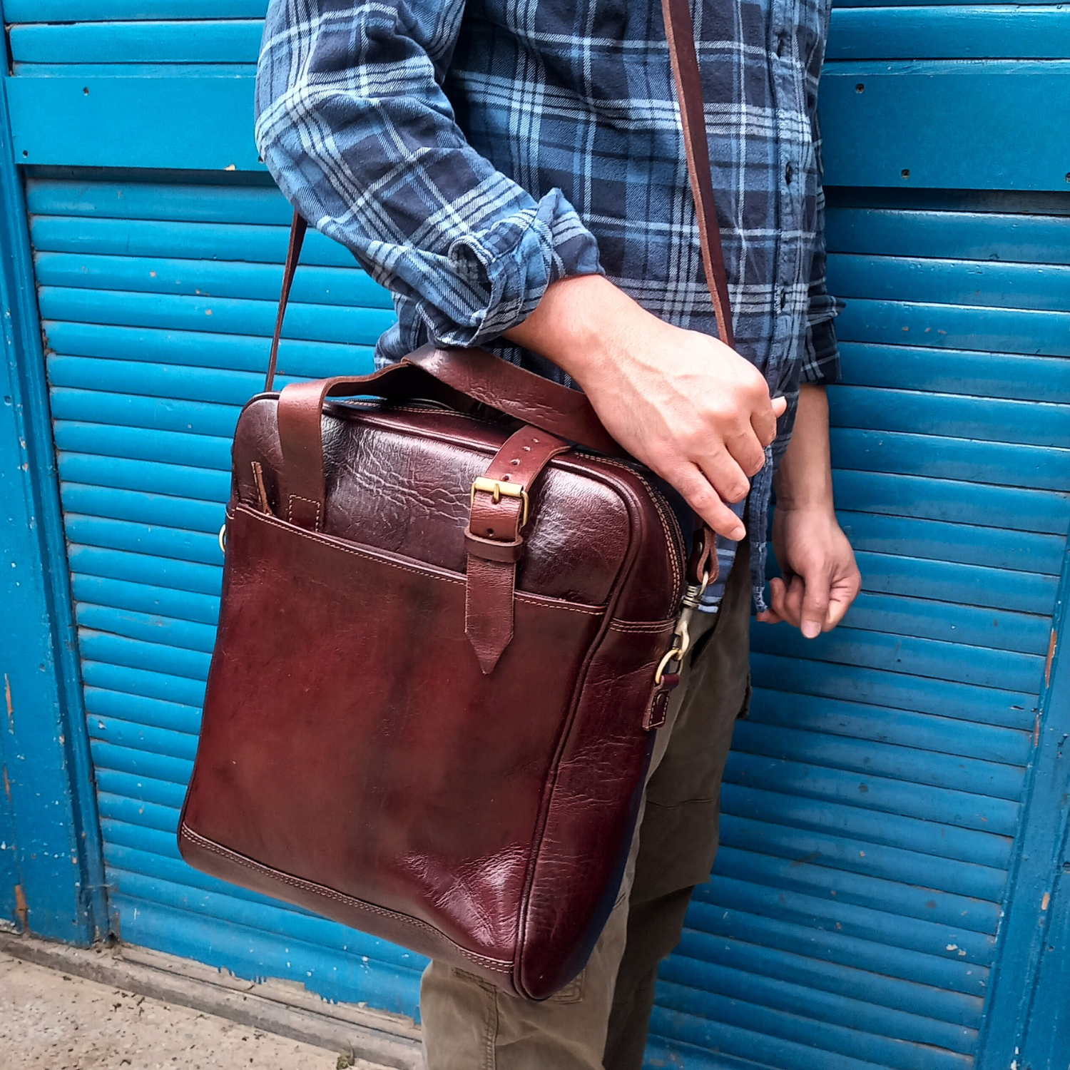 Dark Brown Nomad 3 in 1 leather bag