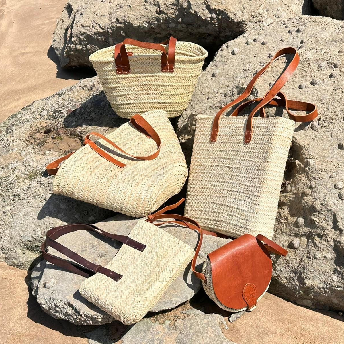 Palm Leaves & Leather Saddle Bag - Artisan Stories