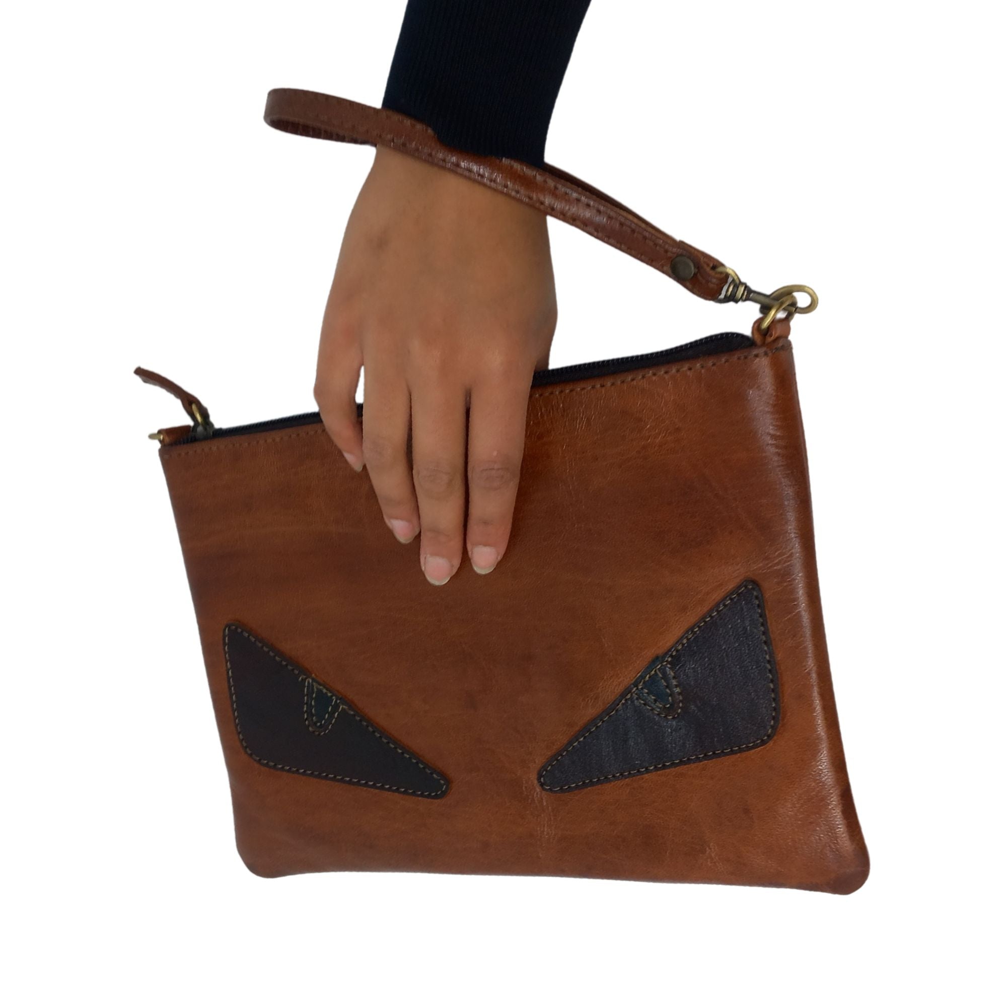 Peekaboo tan leather crossbody and clutch bag - Artisan Stories