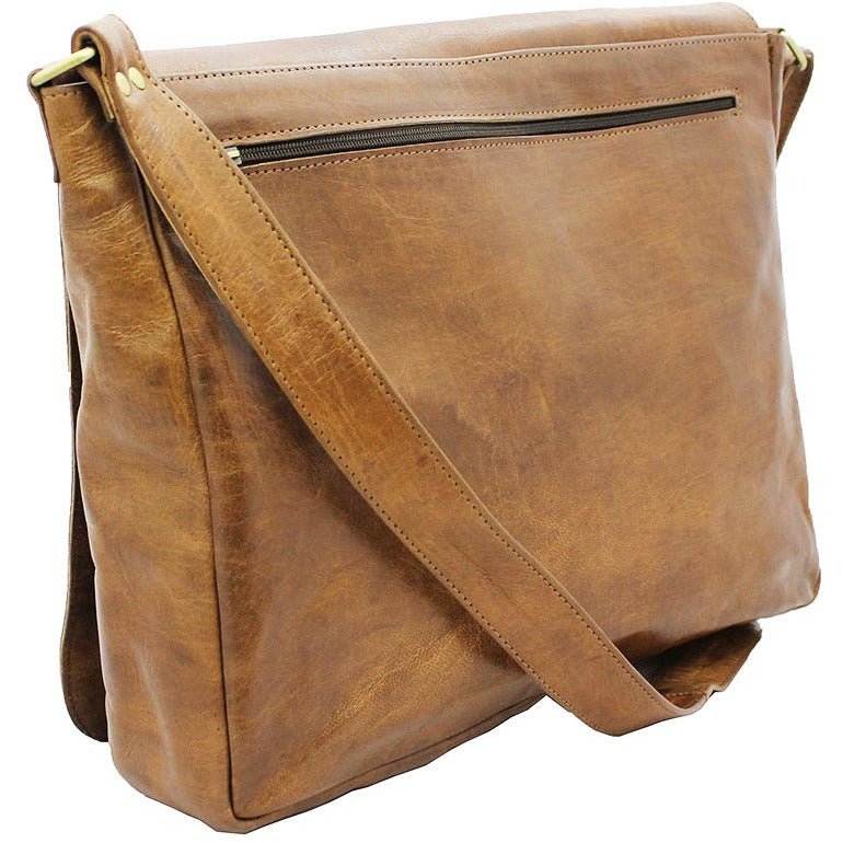 Postman Leather Messenger light brown - Artisan Stories