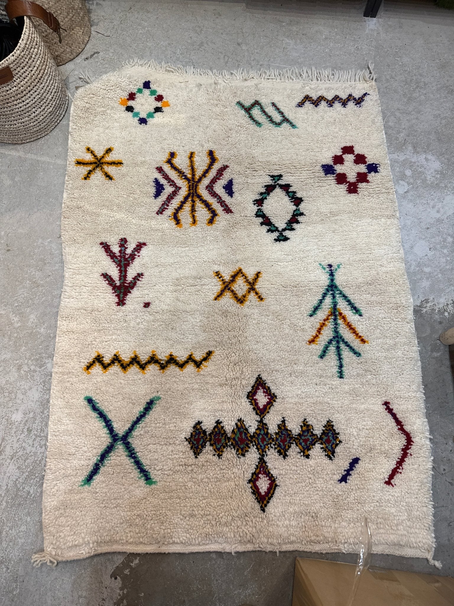 Rug azilal berber sign - Artisan Stories