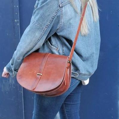 Sam Loop Light Brown Leather Saddle Bag - Artisan Stories