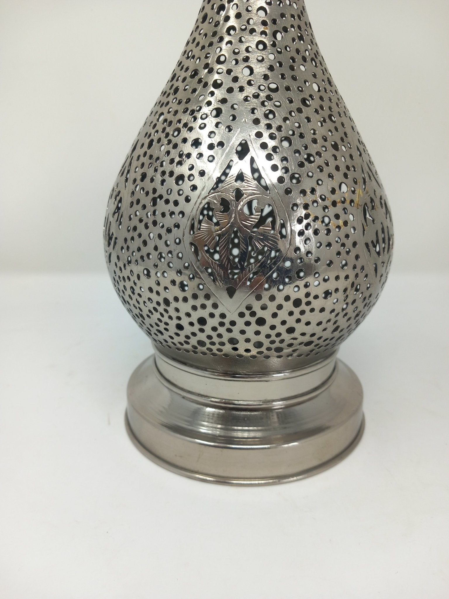 Silver Brass small tear shape patterned Filigree table lamp - Artisan Stories