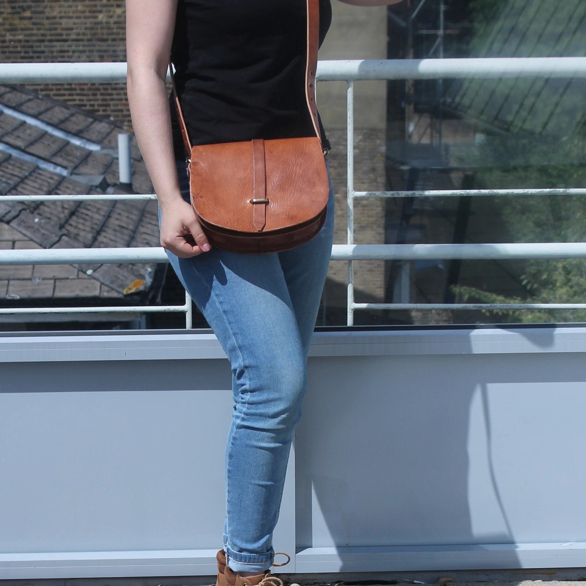 Small Light Brown Loop Leather Saddle Bag - Artisan Stories