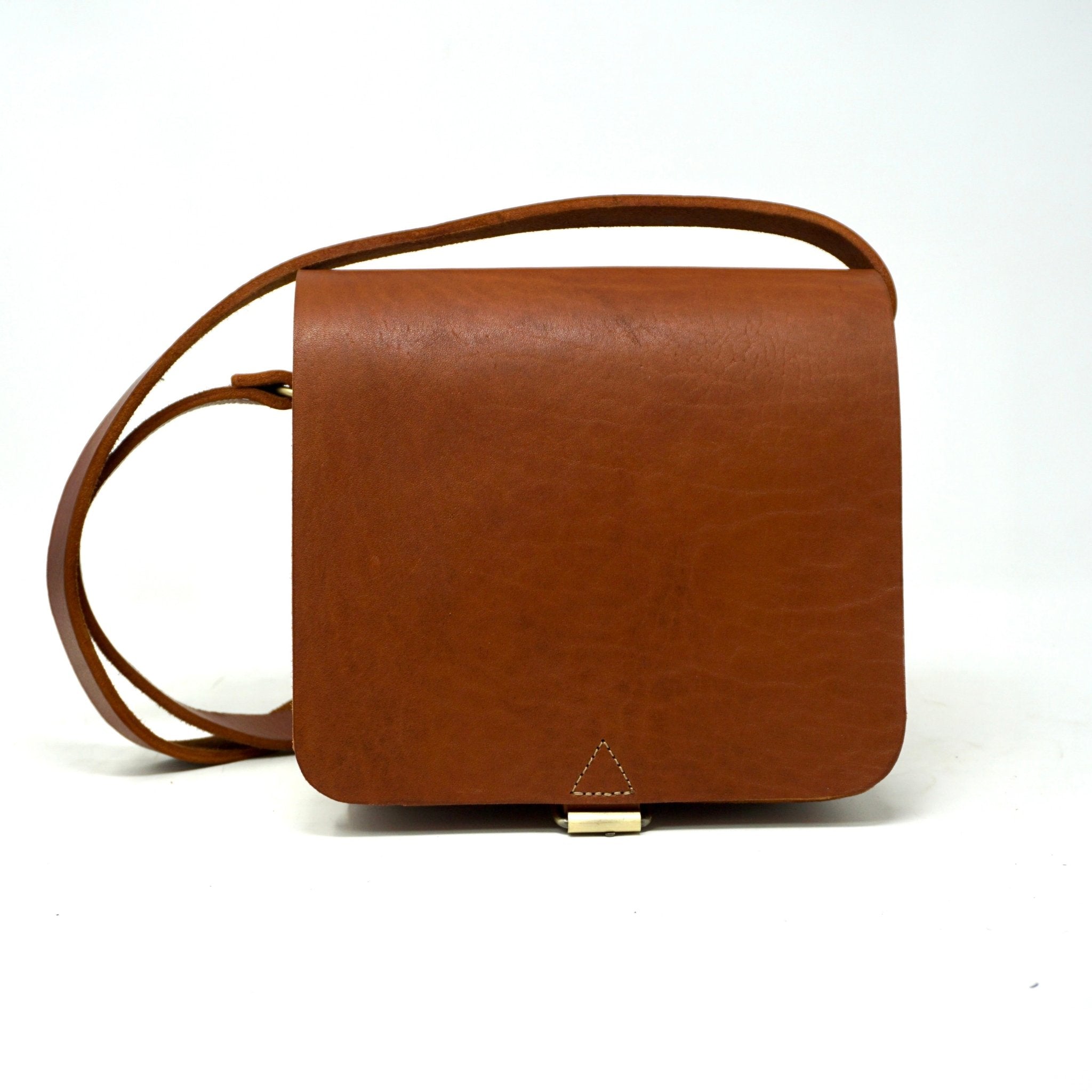 Unisex small leather Messenger Bag - tan - Artisan Stories