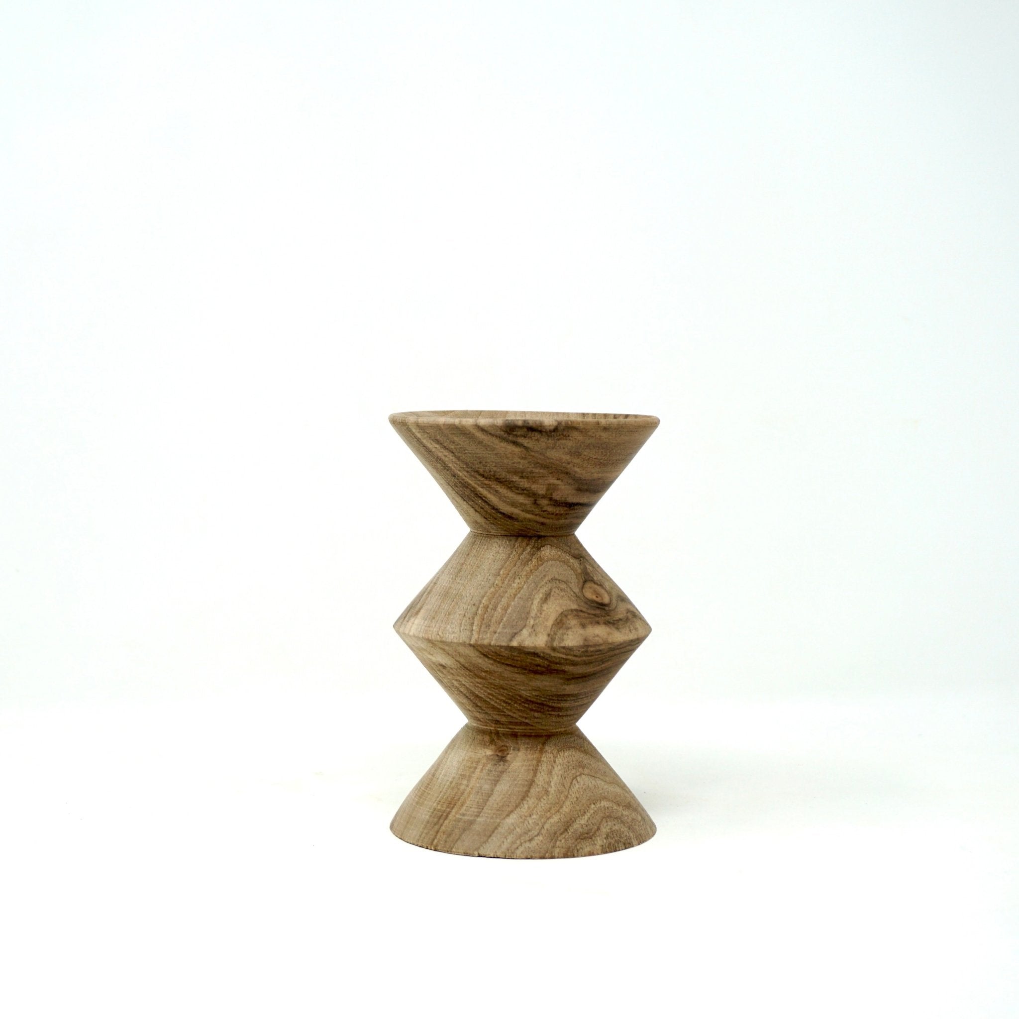 Walnut Incense holder pillar - Artisan Stories