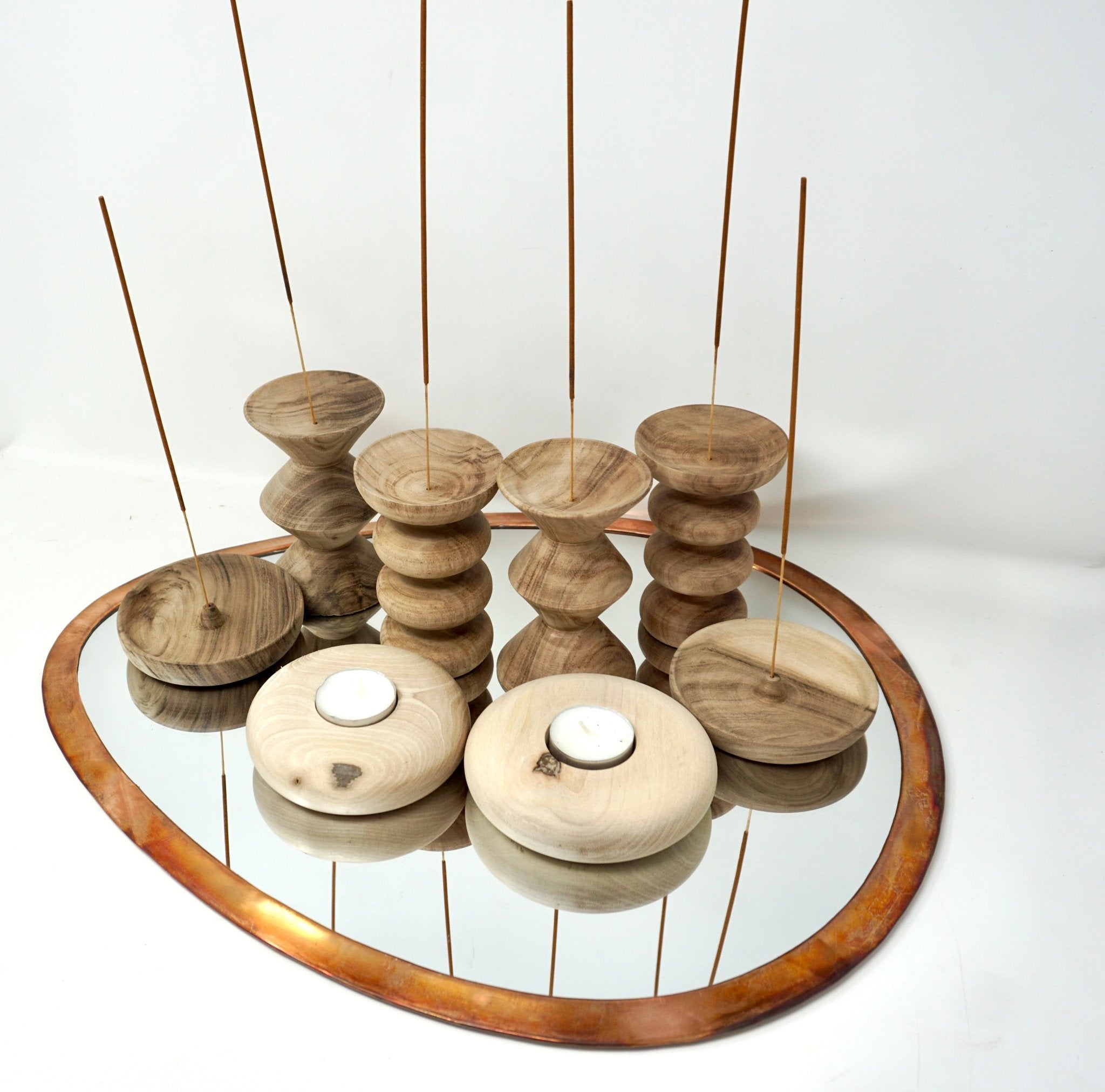 Walnut Incense holder pillar - Artisan Stories