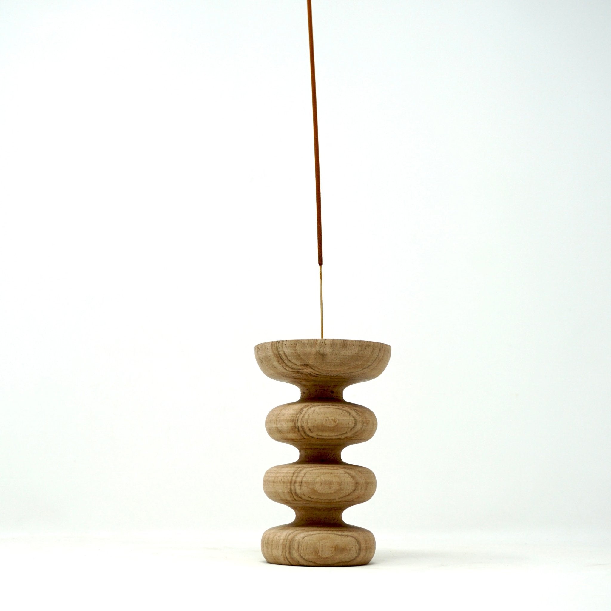 Walnut Incense holder pillar - Artisan Stories