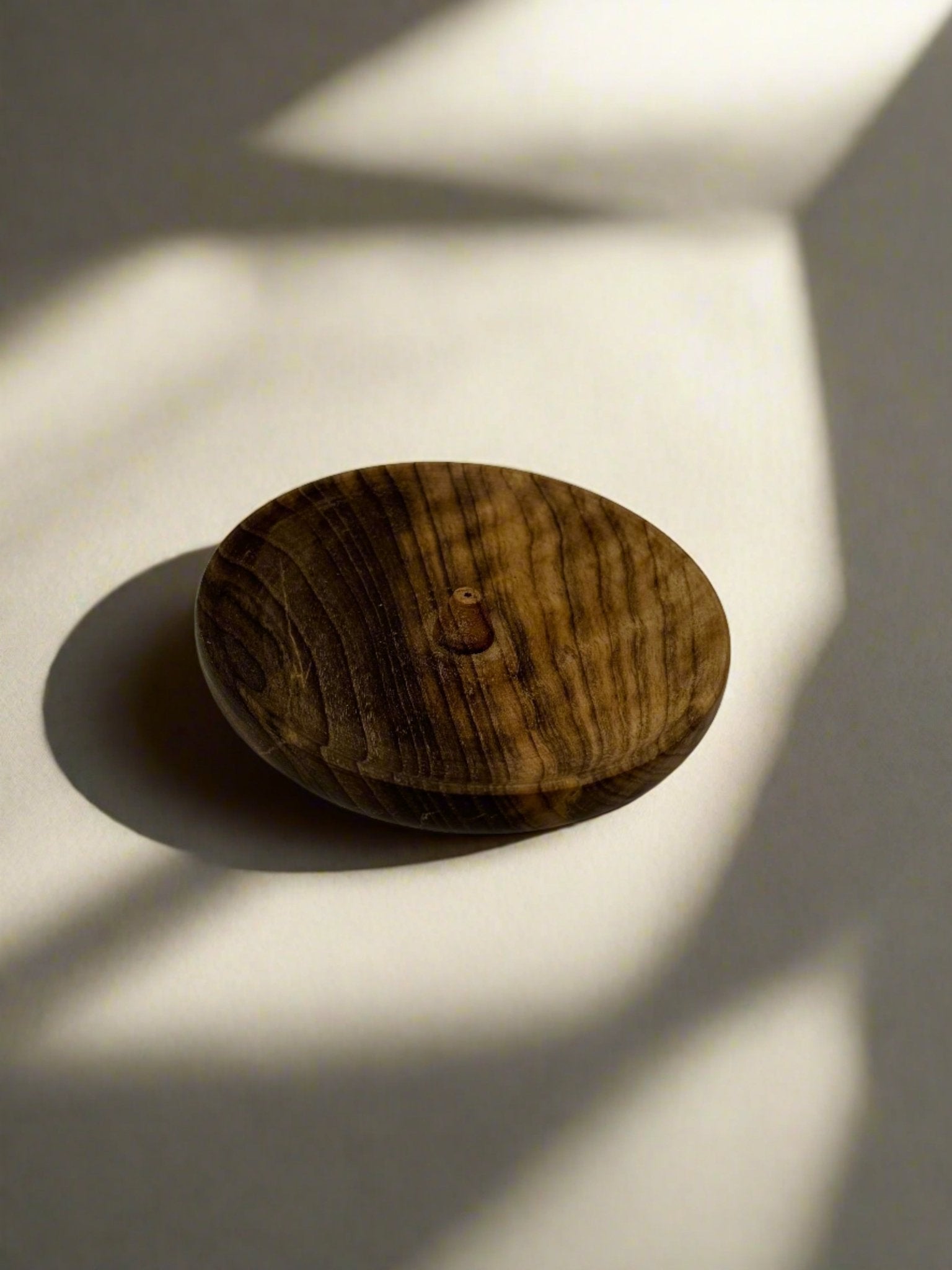 Walnut Wood Incense holder - Artisan Stories